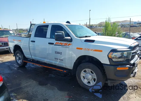 2024 Ram 2500 Tradesman 4X4 6'4 Box z USA, uszkodzony, nr VIN 3C6UR5CJXRG156152